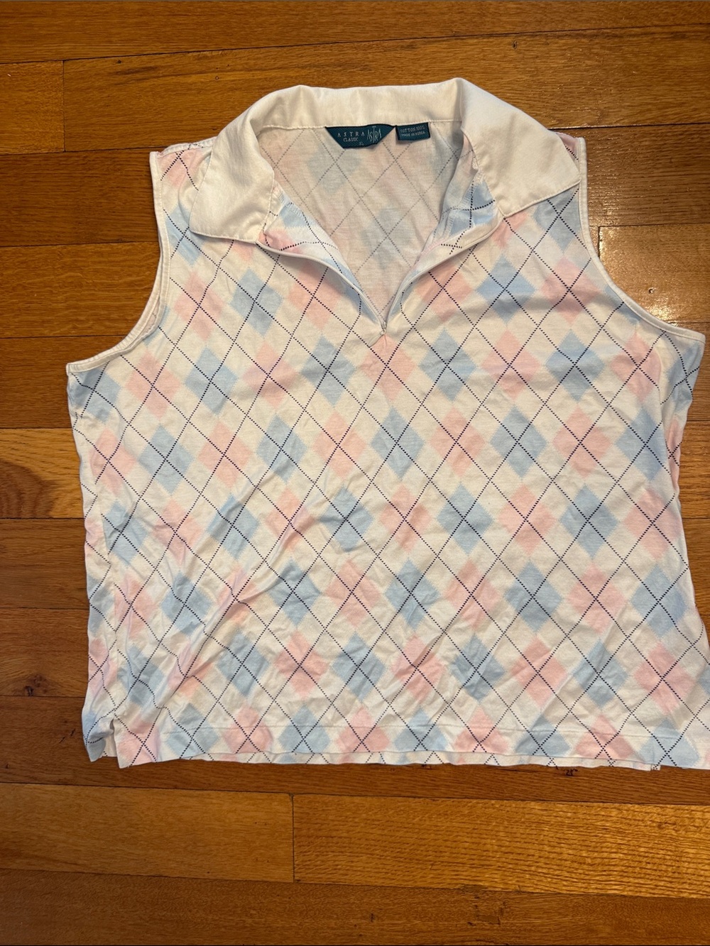 Astra golf & tennis Sleeveless Collared Argyle Knit Top in Pastel Pink & Blue XL